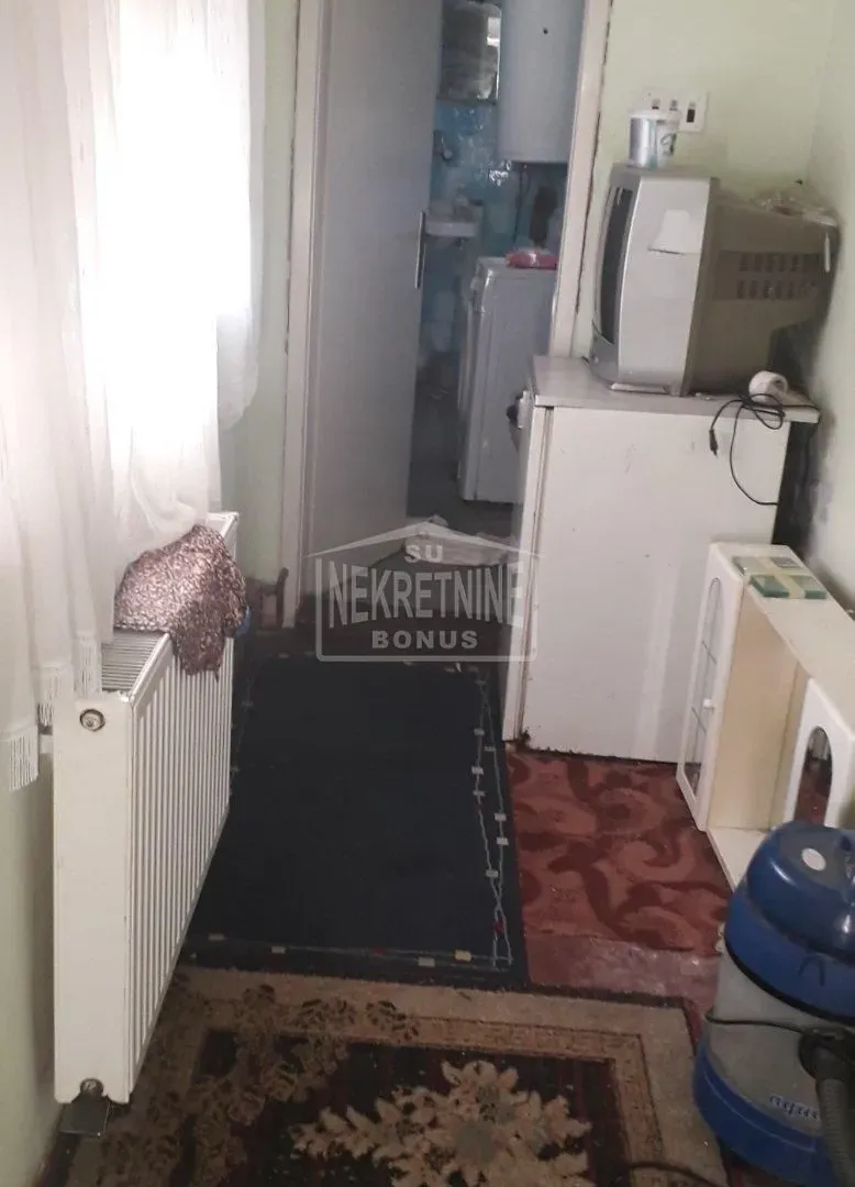 Prodaja, trosoban stan, 70m², Novo Selo, Subotica