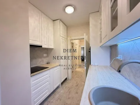 Rent, three bedroom apartment, 95m², Preko Morače, Podgorica - image 16