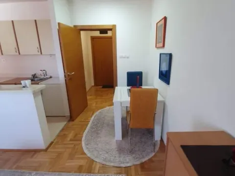 Rent, studio apartment, 26m², Grbavica, Novi Sad Sve Podlokacije - image 4