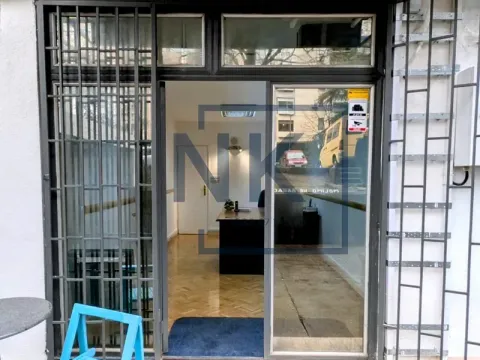 Izdavanje, poslovni prostor, 20m², Blok 5, Podgorica - image 6