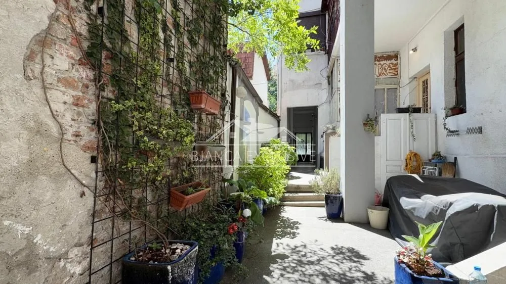 Prodaja, dvosoban stan, 55m², Vukov Spomenik, Zvezdara Sve Podlokacije