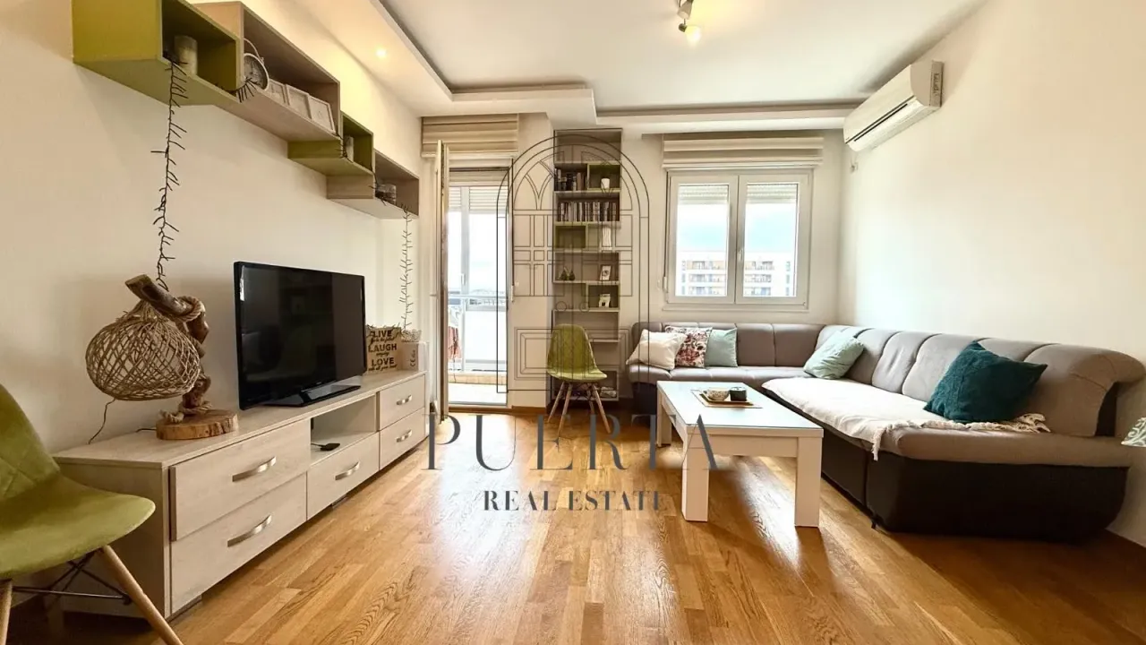 Izdavanje, jednosoban stan, 47m², City Kvart, Podgorica