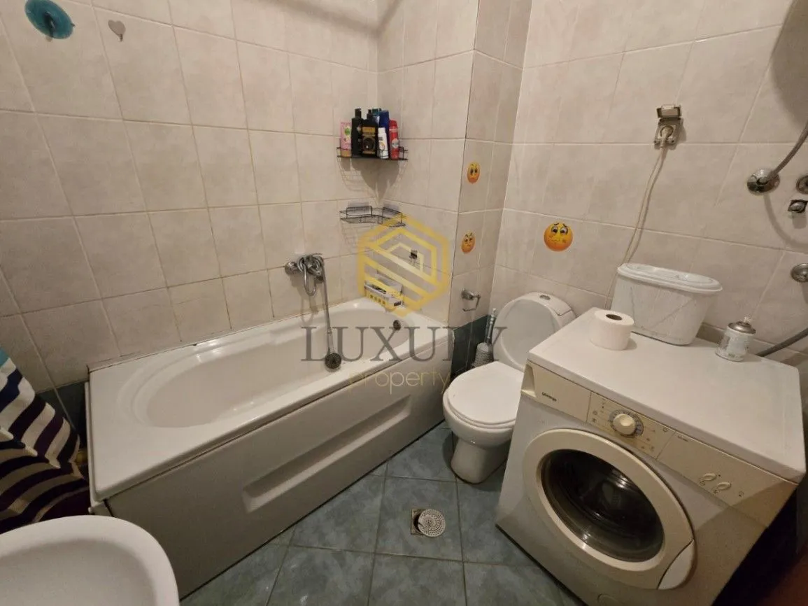 Izdavanje, jednosoban stan, 48m², Stari Aerodrom, Podgorica