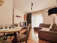 Prodaja, jednosoban stan, 48m², Bečići, Budva - image 1