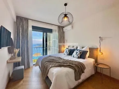 Sale, one bedroom apartment, 55m², Sveti Stefan, Budva - image 3