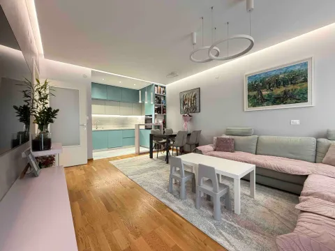 Prodaja, dvosoban stan, 63m², City Kej, Podgorica - image 2