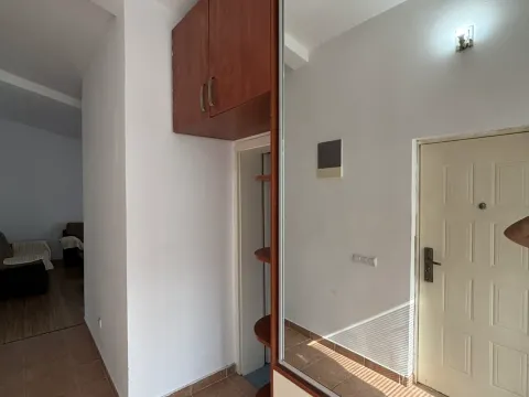 Izdavanje, kuća, 85m², Šušanj, Bar - image 8