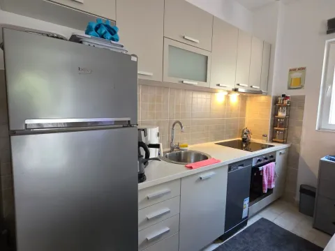 Izdavanje, jednosoban stan, 47m², Bečići, Budva - image 24