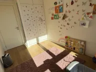 Izdavanje, trosoban stan, 78m², Savski Venac, Beograd - image 8