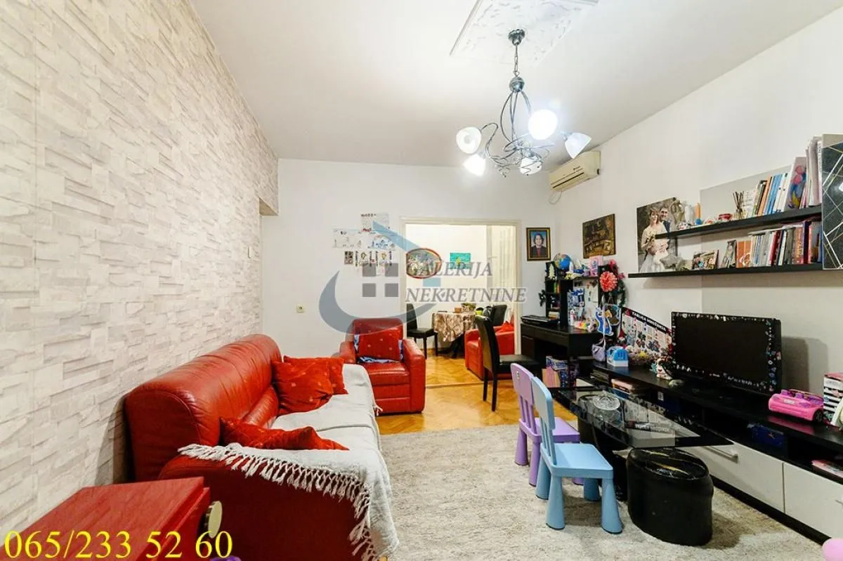 Sale, three bedroom apartment, 72m², Karaburma, Palilula Sve Podlokacije