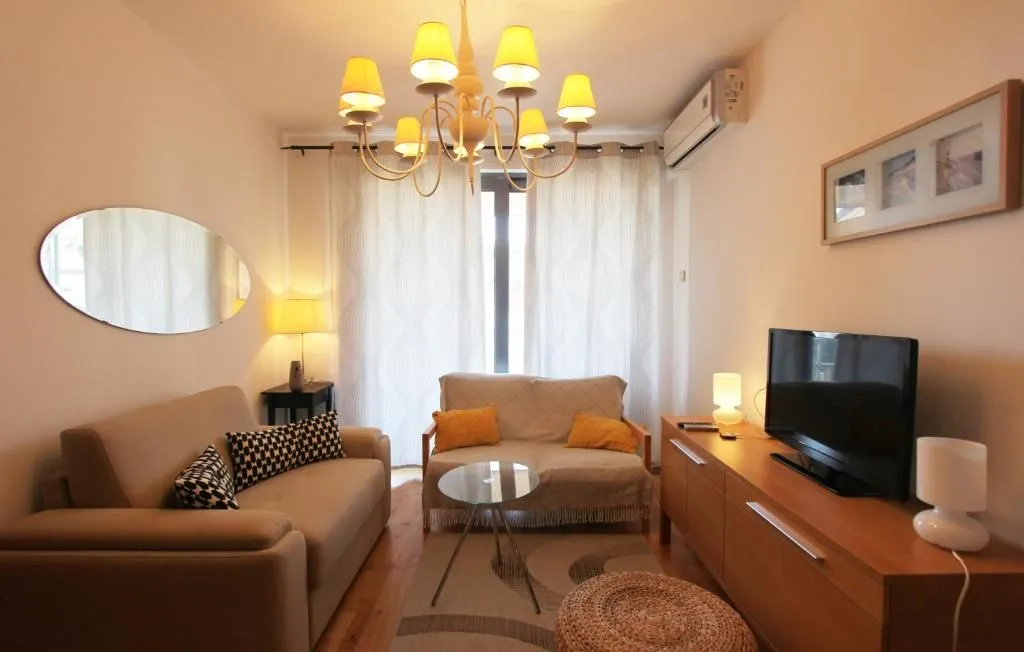 Rent, two bedroom apartment, 70m², Pržno, Budva