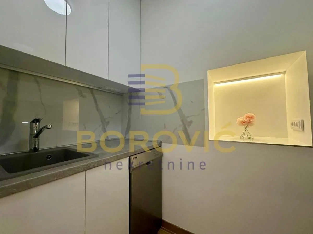 Sale, two bedroom apartment, 49m², Vračar Hram, Vračar Sve Podlokacije
