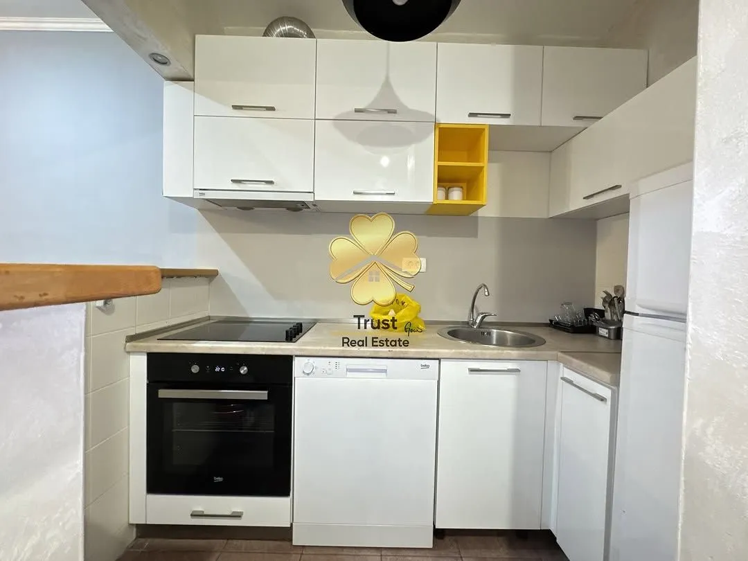 Izdavanje, dvosoban stan, 65m², Ljubović, Podgorica