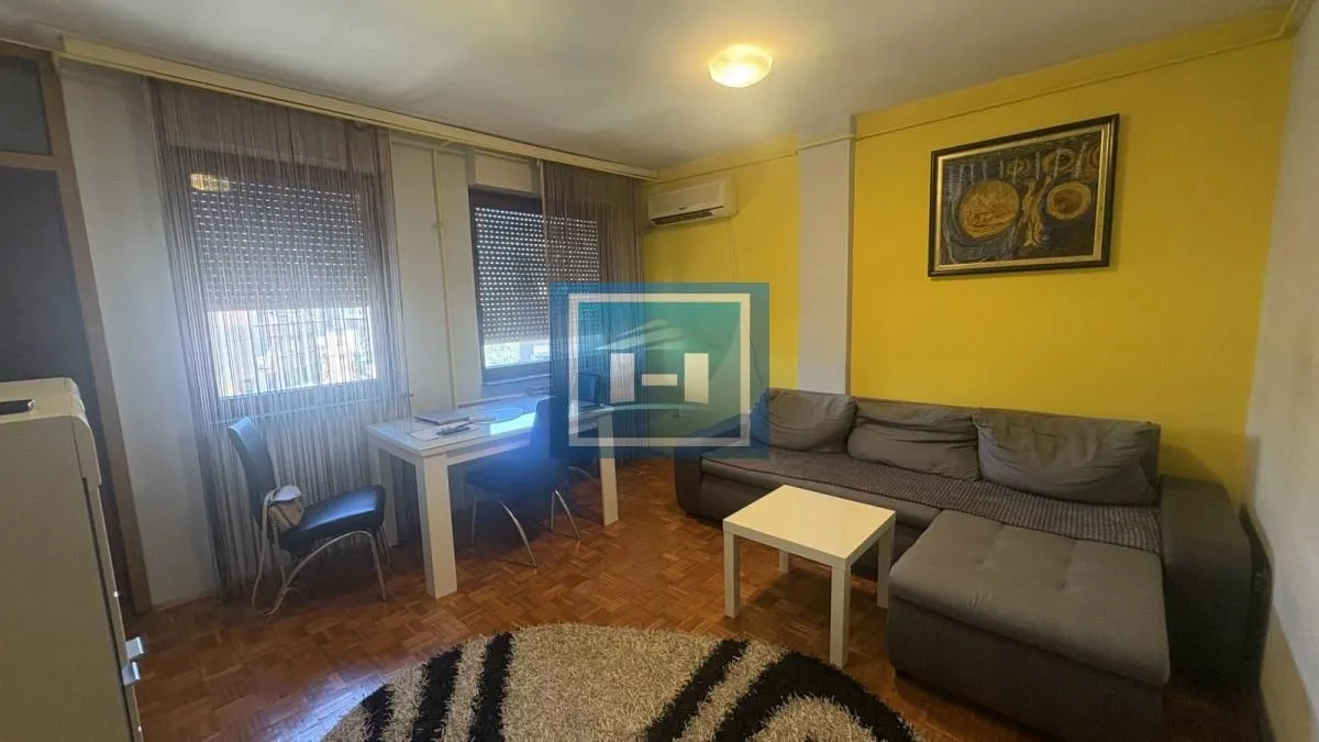 Prodaja, dvosoban stan, 60m², Centar, Jagodina