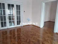 Izdavanje, stan, 117m², Slavija, Vračar Sve Podlokacije - image 1