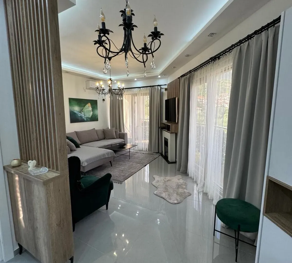 Izdavanje, jednosoban stan, 63m², Slovenska Plaža, Budva