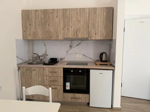 Rent, one bedroom apartment, 42m², Bonići, Tivat - image 5