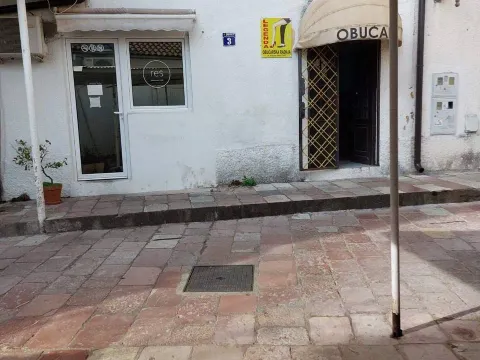 Sale, office space, 37m², Herceg Novi, Crna Gora - image 2