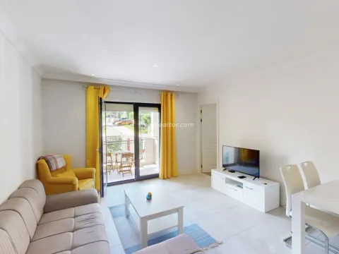 Stan in Luštica Bay