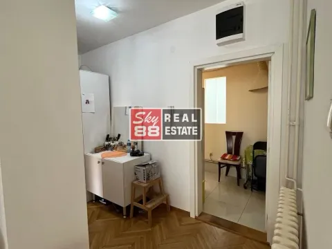 Prodaja, četvorosoban stan, 76m², Vračar Sve Podlokacije, Beograd - image 8