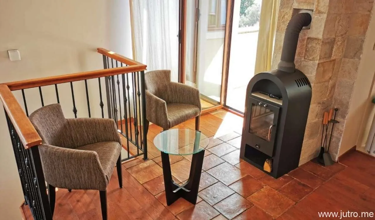 Sale, house, 93m², Rijeka Reževići, Budva