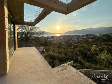 Sale, house, 230m², Tivat, Crna Gora - image 7