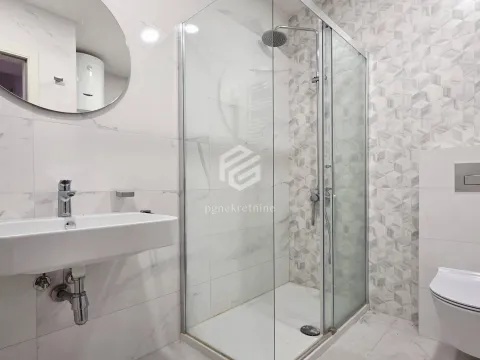 Rent, two bedroom apartment, 71m², Central Point, Podgorica - image 9