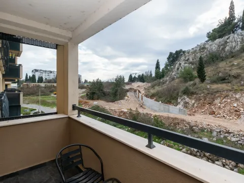 Izdavanje, trosoban stan, 93m², Ljubović, Podgorica - image 15