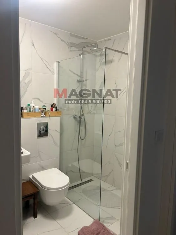 Prodaja, trosoban stan, 70m², Zemun Sve Podlokacije, Beograd
