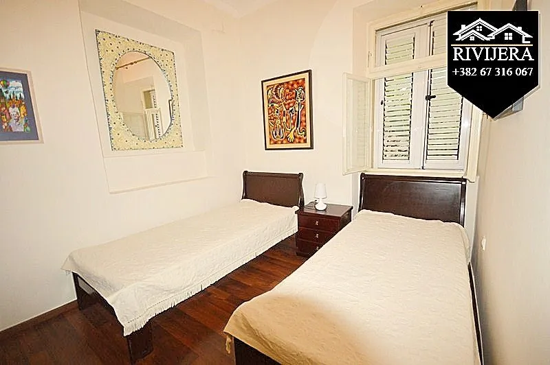 Prodaja, kuća, 75m², Centar, Herceg Novi