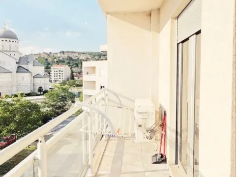 Izdavanje, jednosoban stan, 49m², Preko Morače, Podgorica - image 8