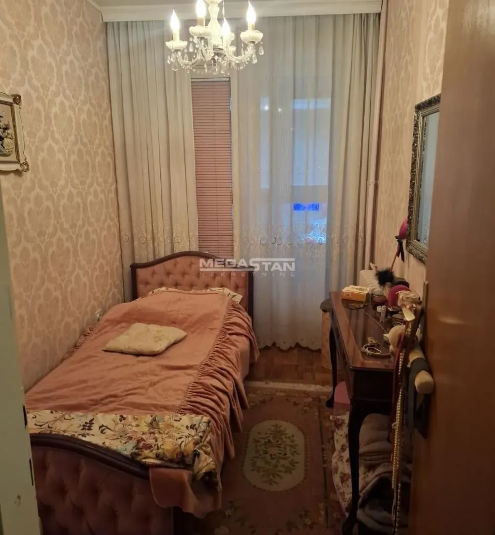 Sale, two bedroom apartment, 73m², Vračar Sve Podlokacije, Beograd