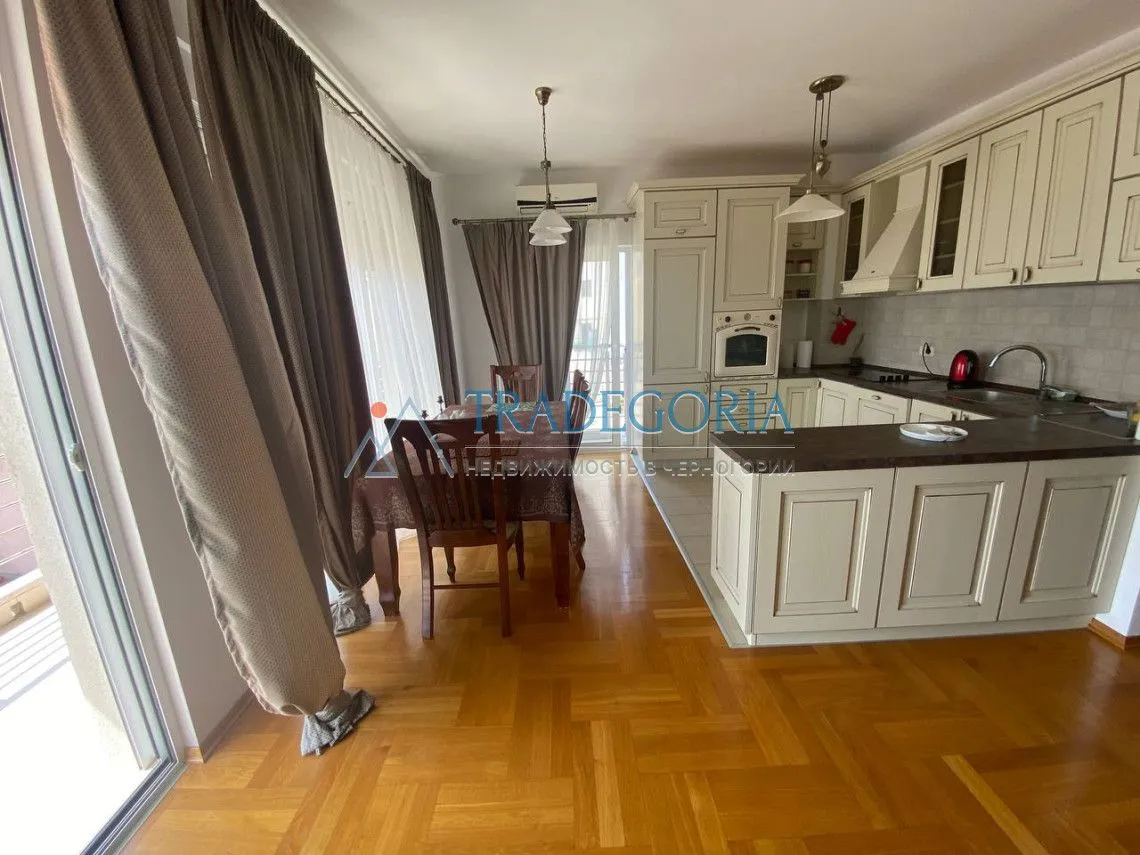 Prodaja, dvosoban stan, 98m², Bečići, Budva
