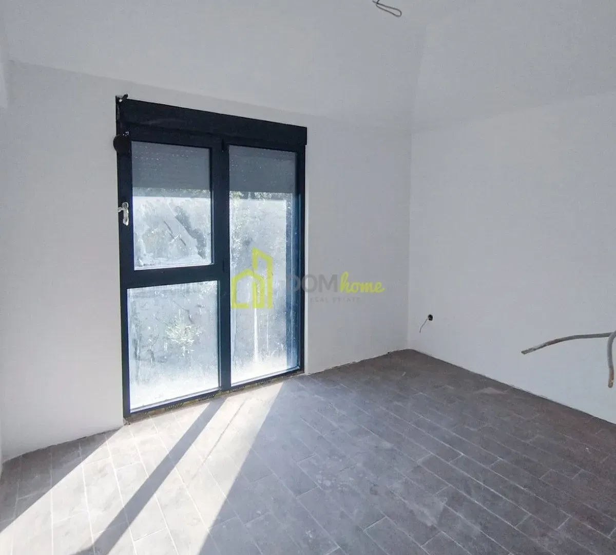 Prodaja, jednosoban stan, 41m², Kostanjica, Kotor