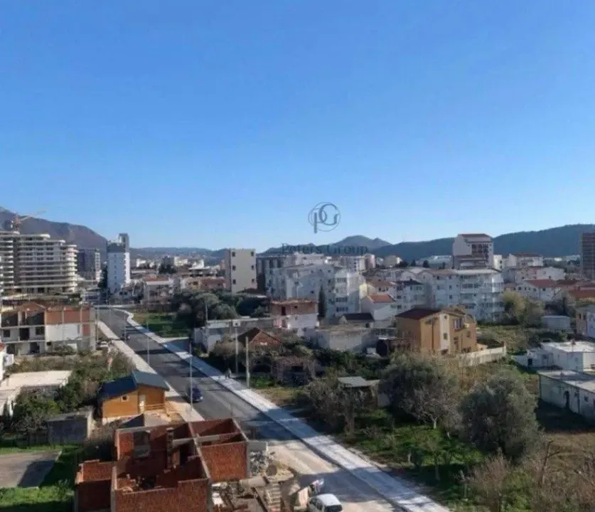 Sale, two bedroom apartment, 60m², Šušanj, Bar
