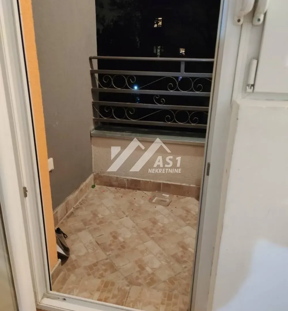 Izdavanje, trosoban stan, 65m², Bulevar Evrope, Novi Sad Sve Podlokacije