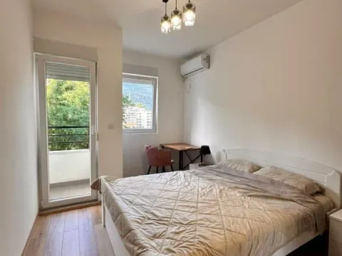 Rent, one bedroom apartment, 48m², Centar, Budva - image 6