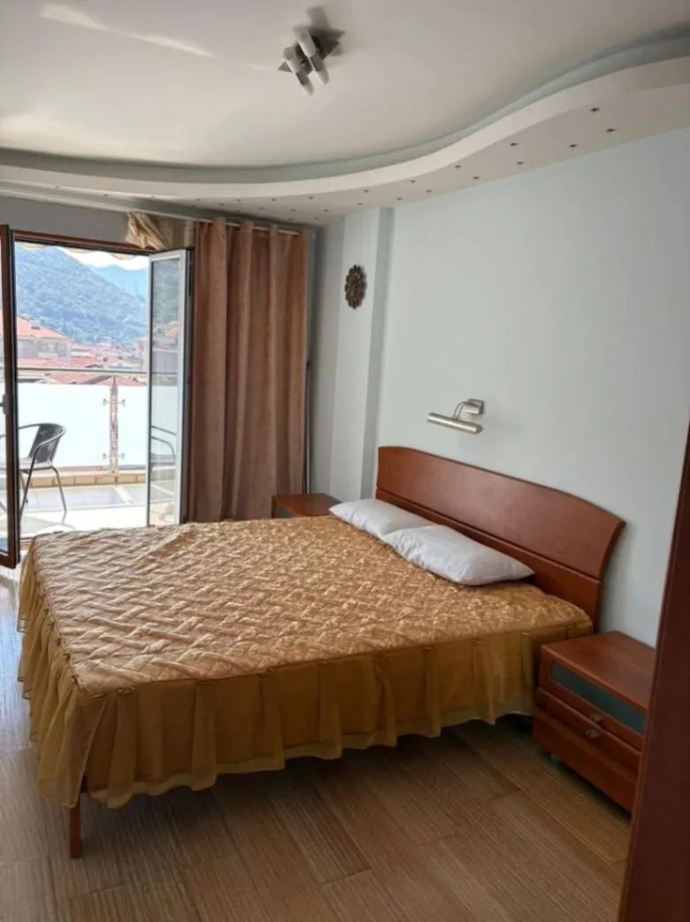 Rent, one bedroom apartment, 52m², Rozino, Budva