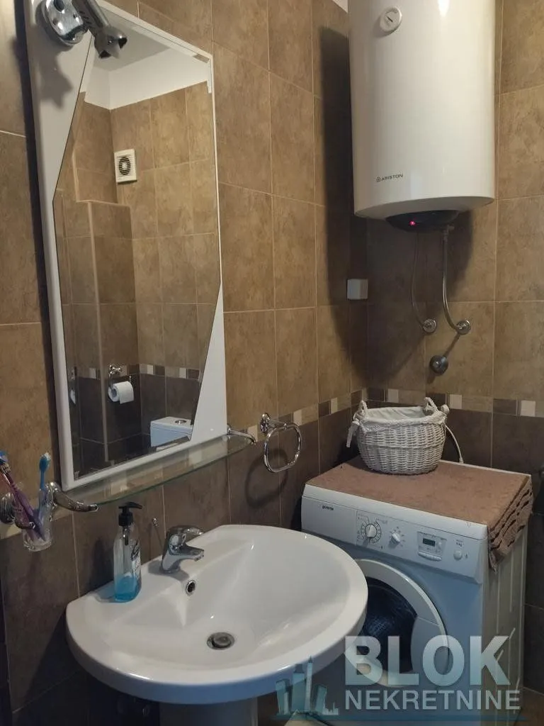 Izdavanje, jednosoban stan, 56m², Preko Morače, Podgorica