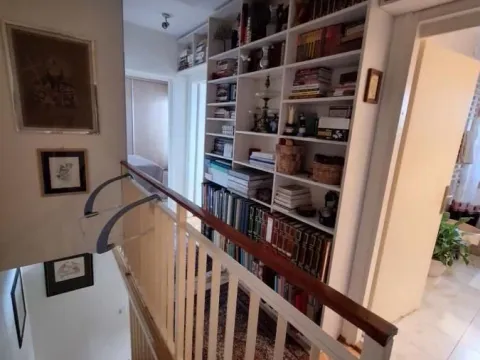 Prodaja, četvorosoban stan, 120m², Vidikovački venac, Rakovica - image 2