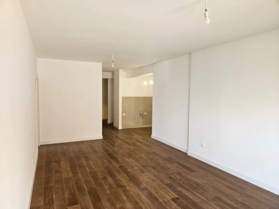 Prodaja, dvosoban stan, 79m², Dalmatinska ulica, Podgorica