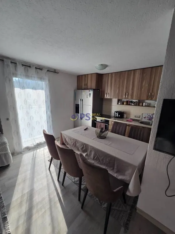 Sale, two bedroom apartment, 100m², Sutomore, Bar