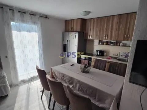 Prodaja, dvosoban stan, 100m², Sutomore, Bar - image 4