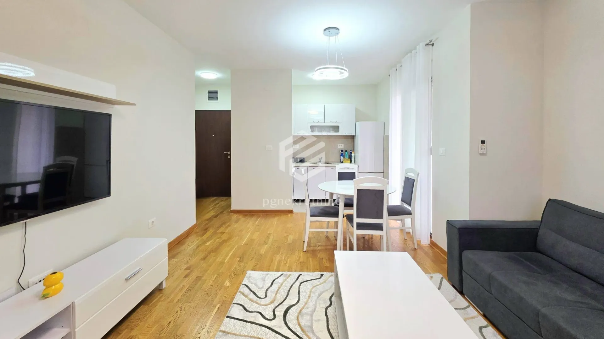 Rent, one bedroom apartment, 47m², City Kej, Podgorica