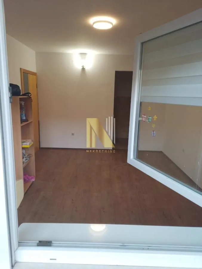 Prodaja, dvosoban stan, 43m², Nova Detelinara, Novi Sad Sve Podlokacije