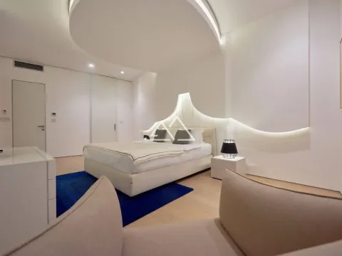 Sale, two bedroom apartment, 125m², Budva, Crna Gora - image 11