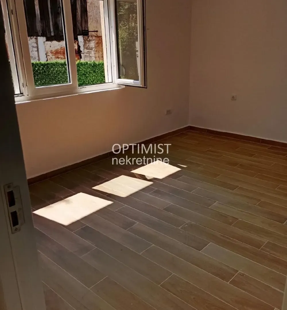 Prodaja, kuća, 43m², Severni Bulevar, Zvezdara Sve Podlokacije