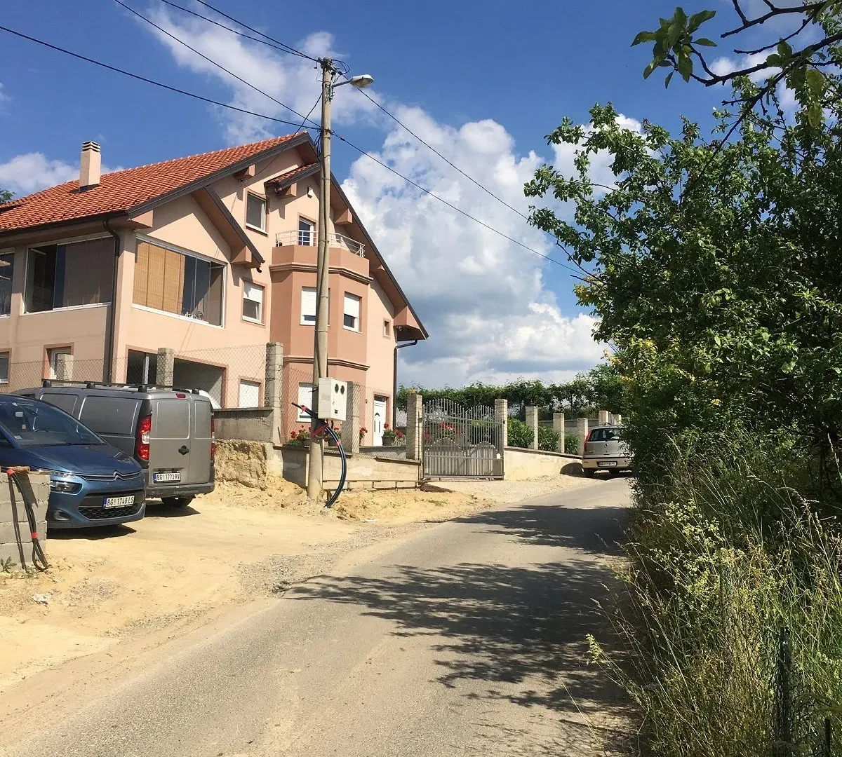 Prodaja, plac, 2000m², Kumodraž Sve Podlokacije, Beograd