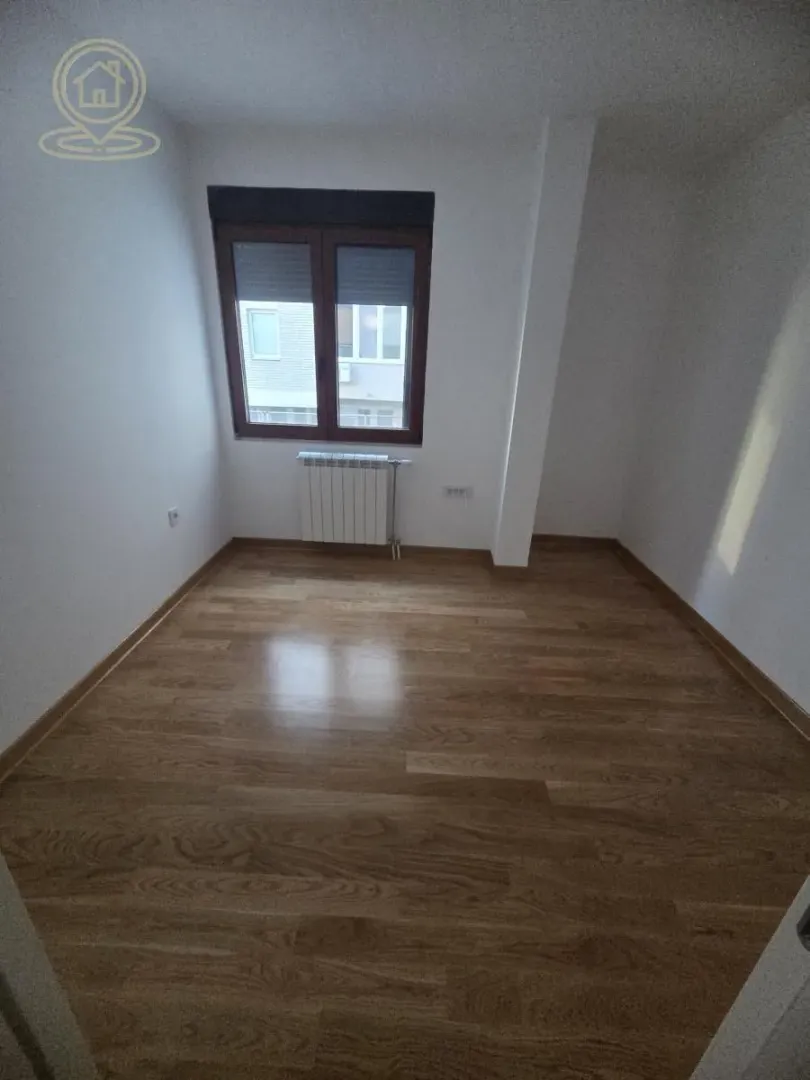 Prodaja, četvorosoban stan, 88m², Medijana, Niš
