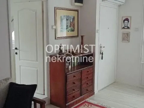 Sale, one bedroom apartment, 40m², Rakovica, Beograd - image 2